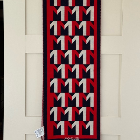 Moncler Red and Dark Blue Geometric Scarf - Picture 8 of 11